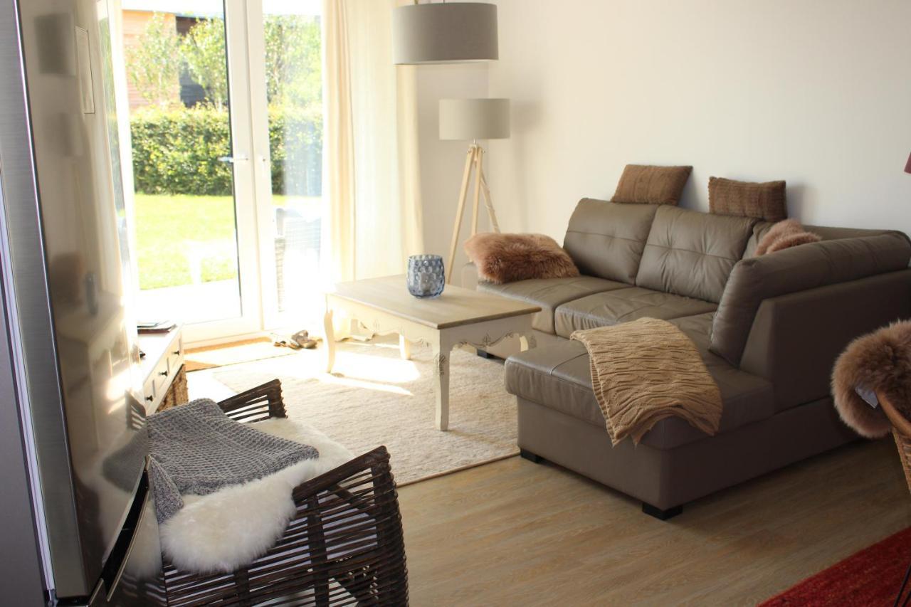 Rosmarin-Am-Sund Appartement Altefähr Buitenkant foto